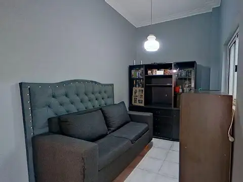 Depto Tipo Casa en Venta 70 años
