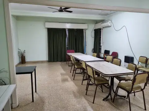 Departamento tipo casa en venta en Quilmes Oeste