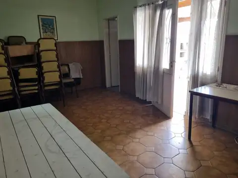 Depto Tipo Casa 4 ambientes con 2 baños