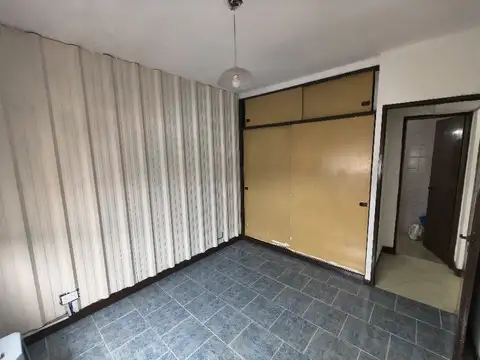 Departamento en Alquiler en Sarandi, $ 420.000