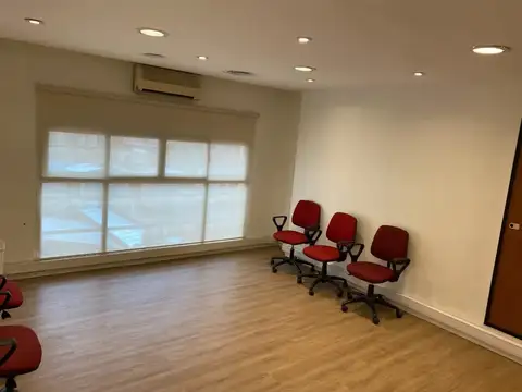 Oficina 500 m2 p/ libre 2 ascensores, 4 desp, OPORTUNIDAD 