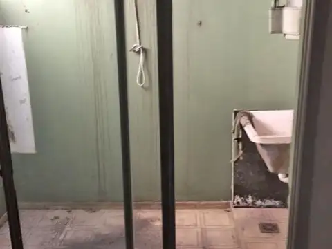 Depto Tipo Casa 3 ambientes con 2 baños