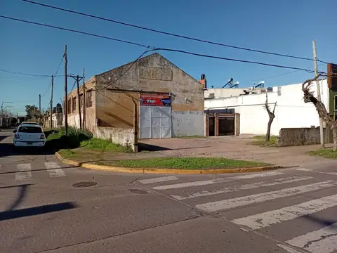 Venta Galpón 200m² + duplex, San Nicolas