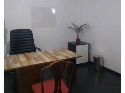 Oficina en Alquiler en Florencio Varela, $ 48.000