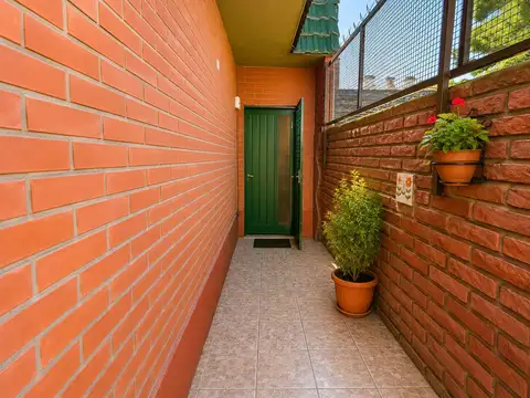 Depto Tipo Casa en Venta de 4 ambientes
