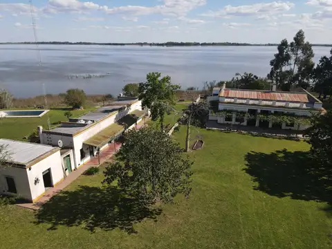 CAMPO DE 134 HAS EN VENTA - ESTANCIA HISTÓRICA EN CHASCOMUS. CASCO CON VISTAS A LA LAGUNA DEL BURRO