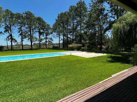 Casa en Venta en Parque Exaltación, USD 240.000