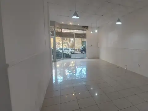 Sarmiento 3500, Piso Pb