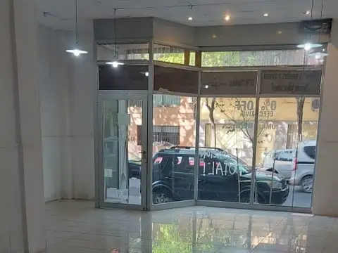 Local en Alquiler en Almagro, $ 700.000