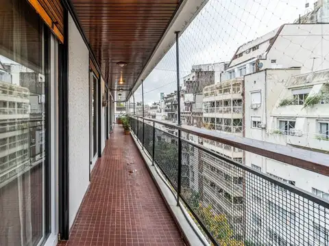 Departamento 6 ambientes con 4 baños