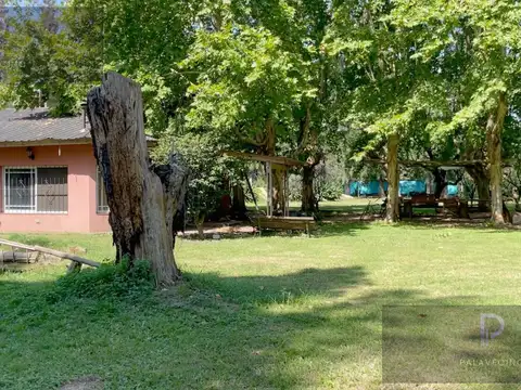 Casa quinta, con pileta y lago artificial