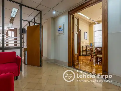 Oficina en Venta 100 años