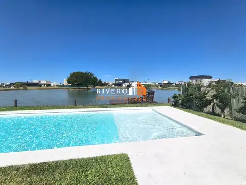 Casa en Alquiler en La Alameda, USD 2.800