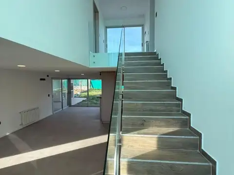 Casa en Venta al Oeste