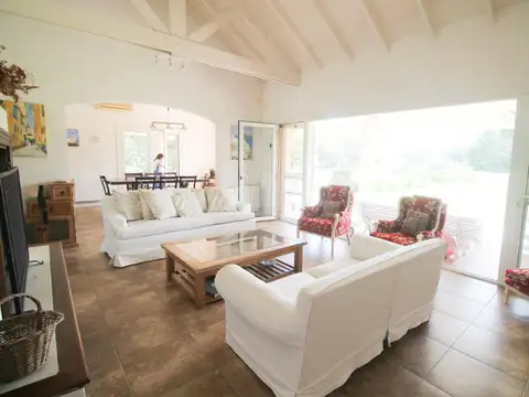 Casa en Venta en Pilar, USD 375.000