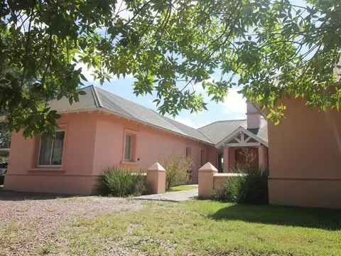 Casa en venta - La Oración - Luján