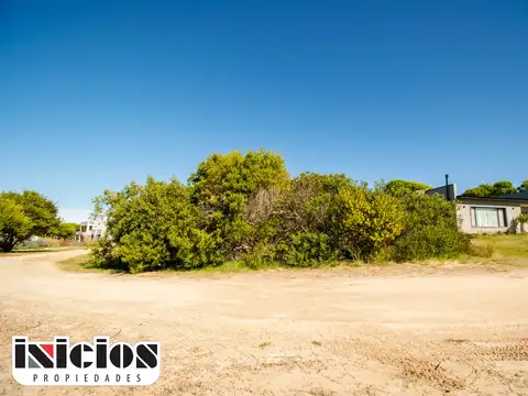 Lote barrio cerrado - B590
