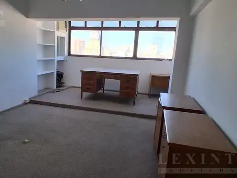 Alquiler - Oficina - Recoleta Córdoba al 1400 - Piso alto