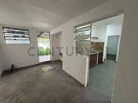 CASA 2 DORMITORIOS V.G.GALVEZ