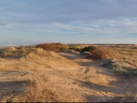 Campo en venta Nueva Atlantis 120 m frente maritino