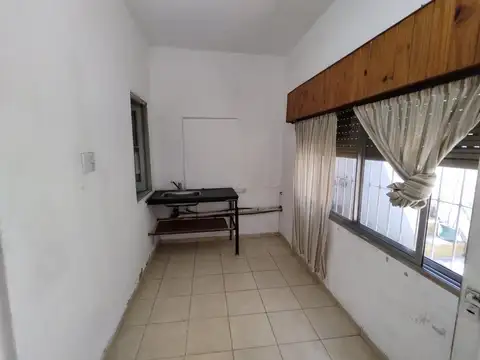Depto Tipo Casa 2 ambientes con 1 baño