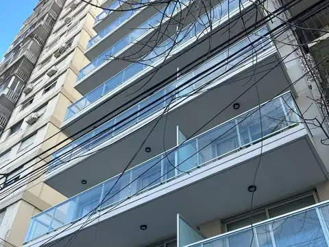 Directorio Av 2100, Piso 7