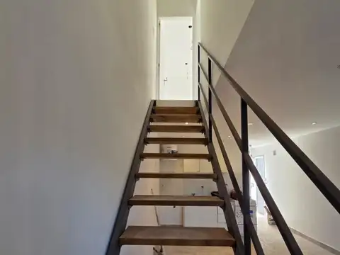 Depto Tipo Casa 3 ambientes con 1 baño