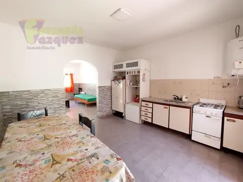 F De Las Carreras 900