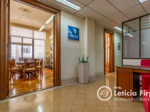 Oficina 3 ambientes con 2 baños