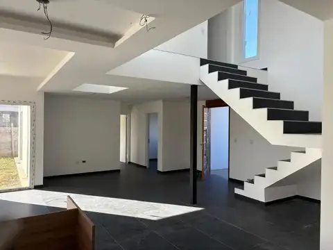 Casa en Venta en Canning, USD 275.000