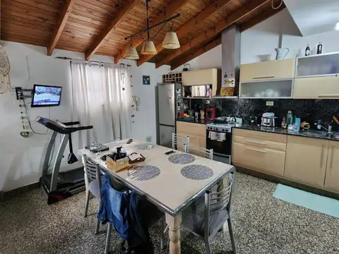 Depto Tipo Casa en Venta 40 años