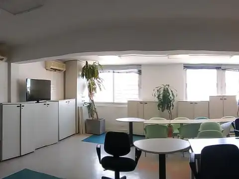 Alquiler oficina en piso alto con vista abierta - Microcentro - Subte B