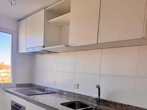 Venta Depto 1 Dorm Con Cochera Calle Mitre 900