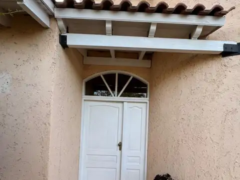 Casa en Venta en Villa Nueva de Guaymallen, USD 160.000