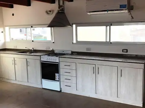 AVENIDA DE LA PAZ  al 2500