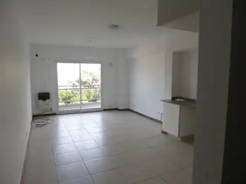 ALQUILER MONOAMBIENTE CON BALCON EN PICHINCHA