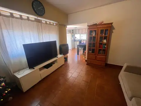 Depto Tipo Casa en Venta con 1 cocheras