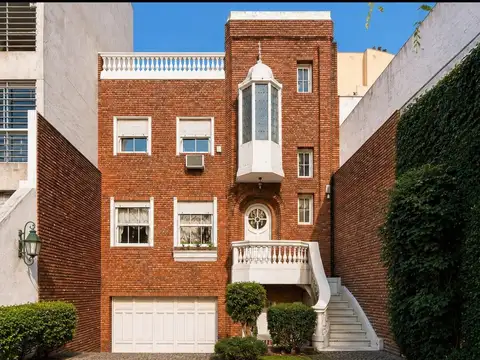 Casa estilo ingles de 6 ambientes lista para vivir
