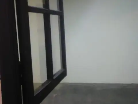 Deposito en alquiler en Olivos