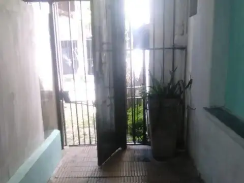 Galpon en Alquiler en Olivos, $ 850.000