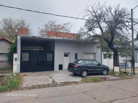 3 amb al frente con patio