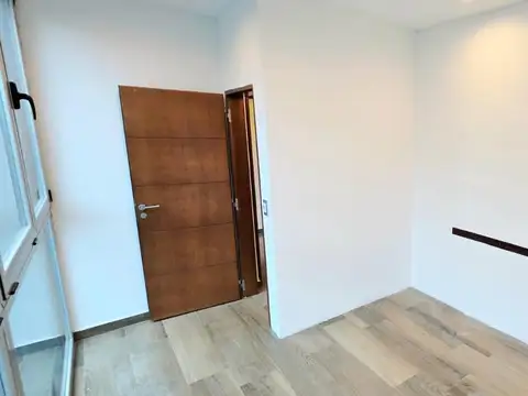 Oficina en Alquiler en San Justo, $ 800.000