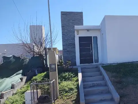 Casa - Alquiler - Argentina, Juana Koslay