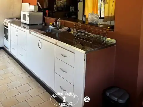 Casa 3 ambientes con 1 baño