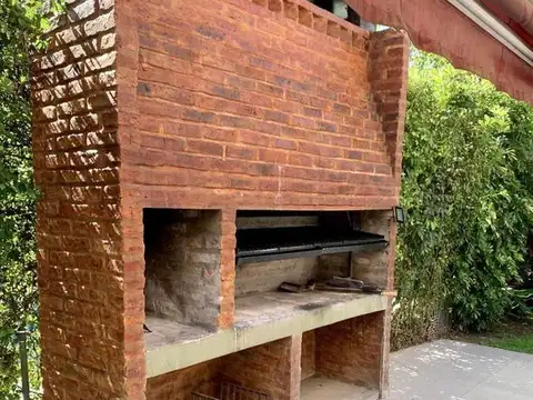 Casa en Venta en Las Lajas Country Club, USD 215.000