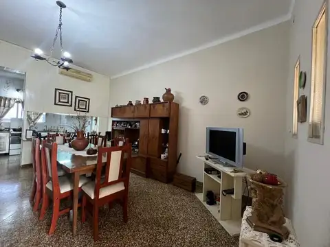 Casa en Alquiler en Zárate, $ 950.000
