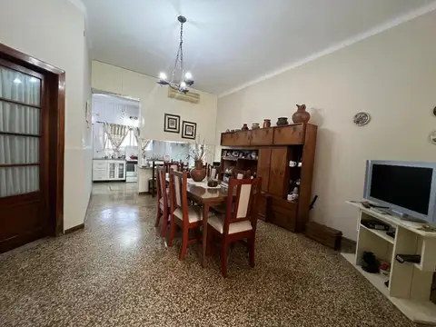 CASA EN ALQUILER ZARATE