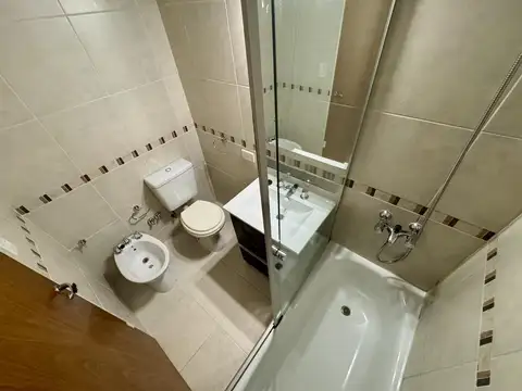 Depto Tipo Casa en Venta con 1 cocheras