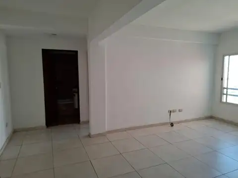 Departamento en Venta en Mataderos, USD 75.000