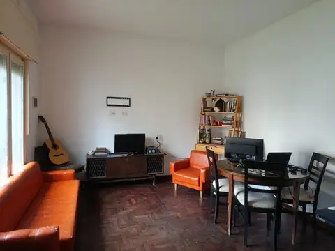 Depto Tipo Casa en Alquiler de 4 ambientes